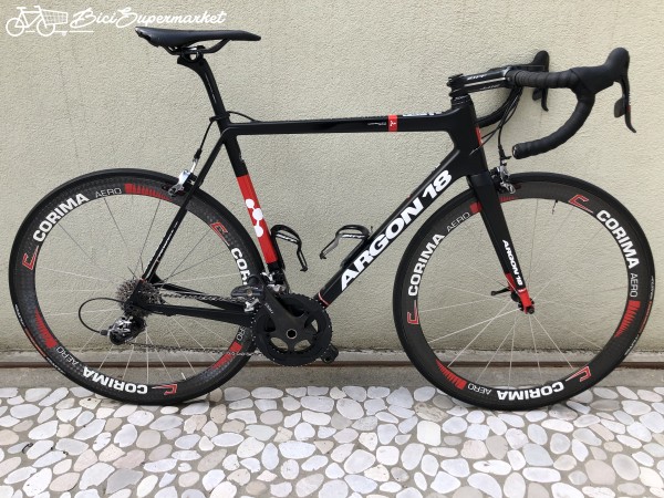 bicicletta da corsa marca argon 18